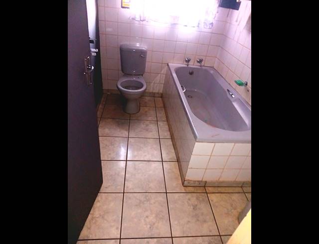 3 BEDROOM HOUSE TO LET IN UMHLATHUZE